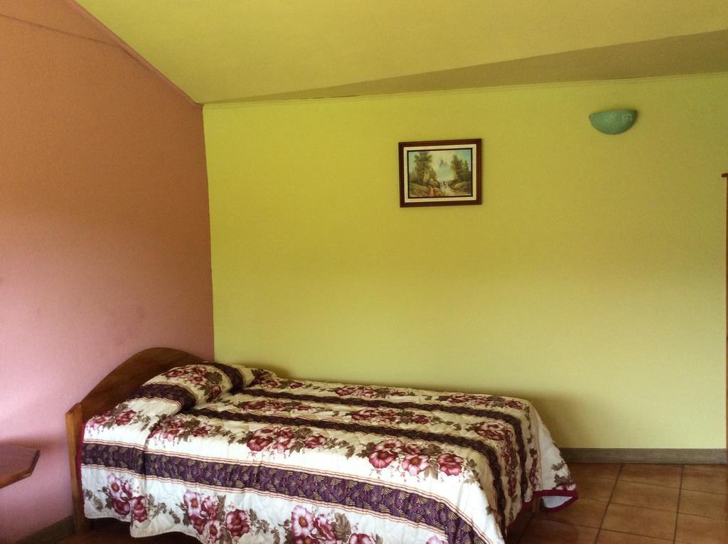Cabinas Los Guayabos 호텔 La Fortuna 외부 사진