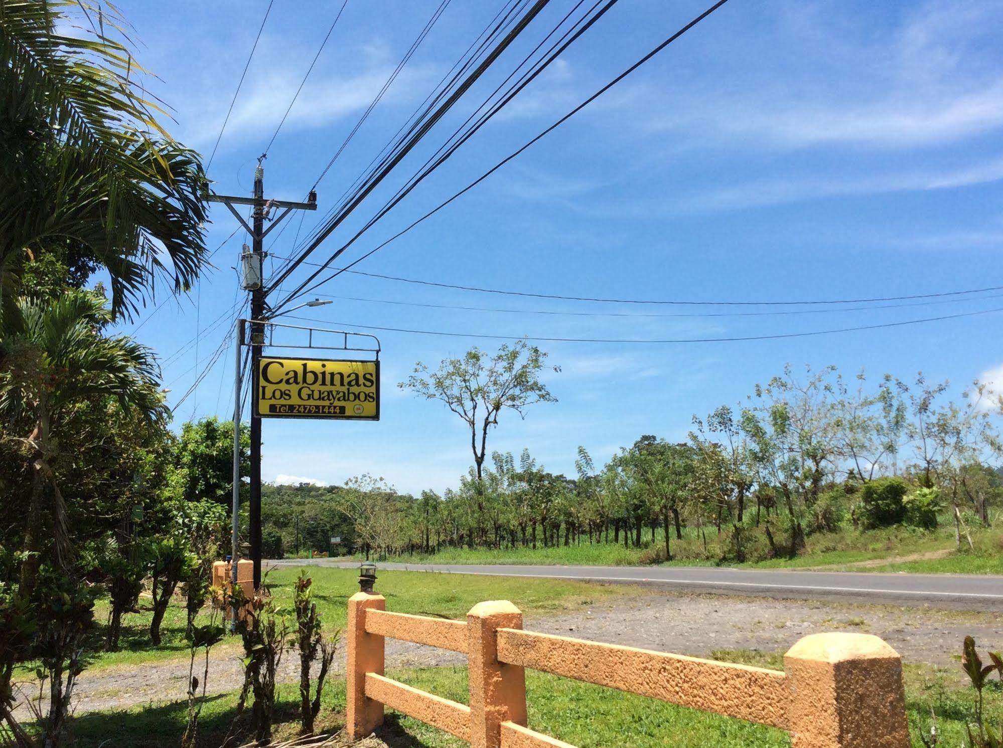 Cabinas Los Guayabos 호텔 La Fortuna 외부 사진